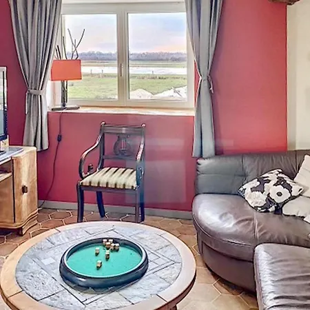 Ferienhaus Cozy In En Bessin With Wifi Cricqueville-en-Bessin