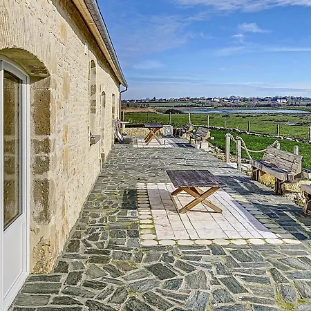 Ferienhaus Cozy In En Bessin With Wifi